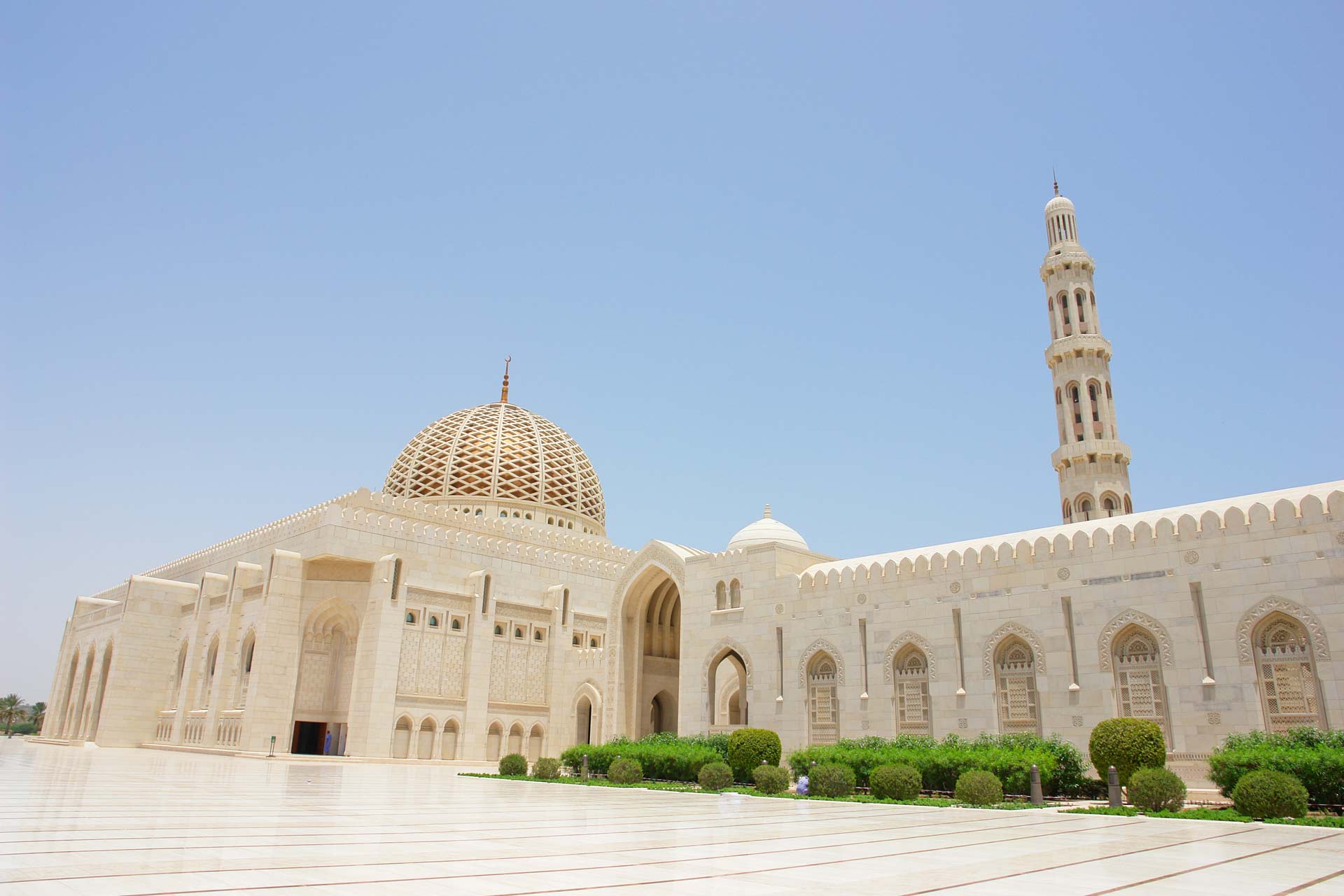 Sultan Qaboos Grand Mosque in Muscat