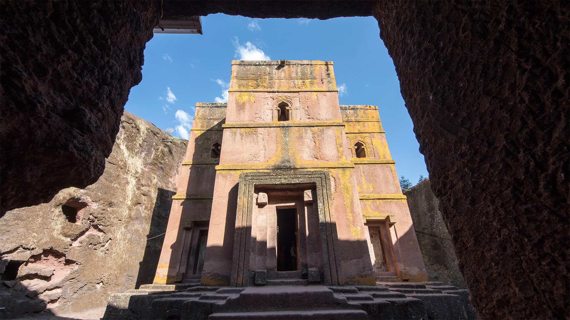 Biete Ghiorgis (House of Saint George) Ethiopian Orthodox underground monolith rock-cut church, Rock-Hewn Churches, Lalibela, Ethiopia