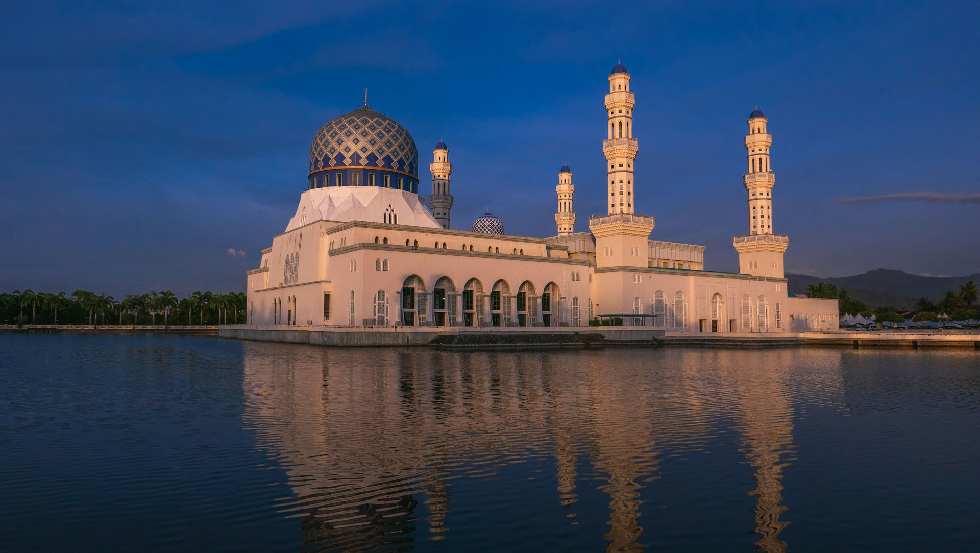 Masjid Bandaraya Kota Kinabalu, Kota Kinabalu, Sabah, Malaysia