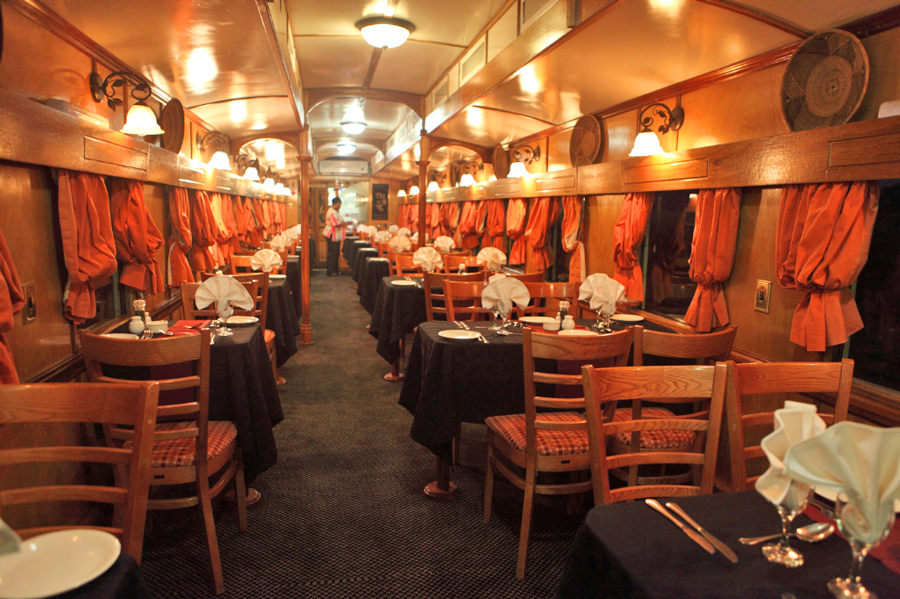 African Explorer - Shongololo Express - dining car/restaurant